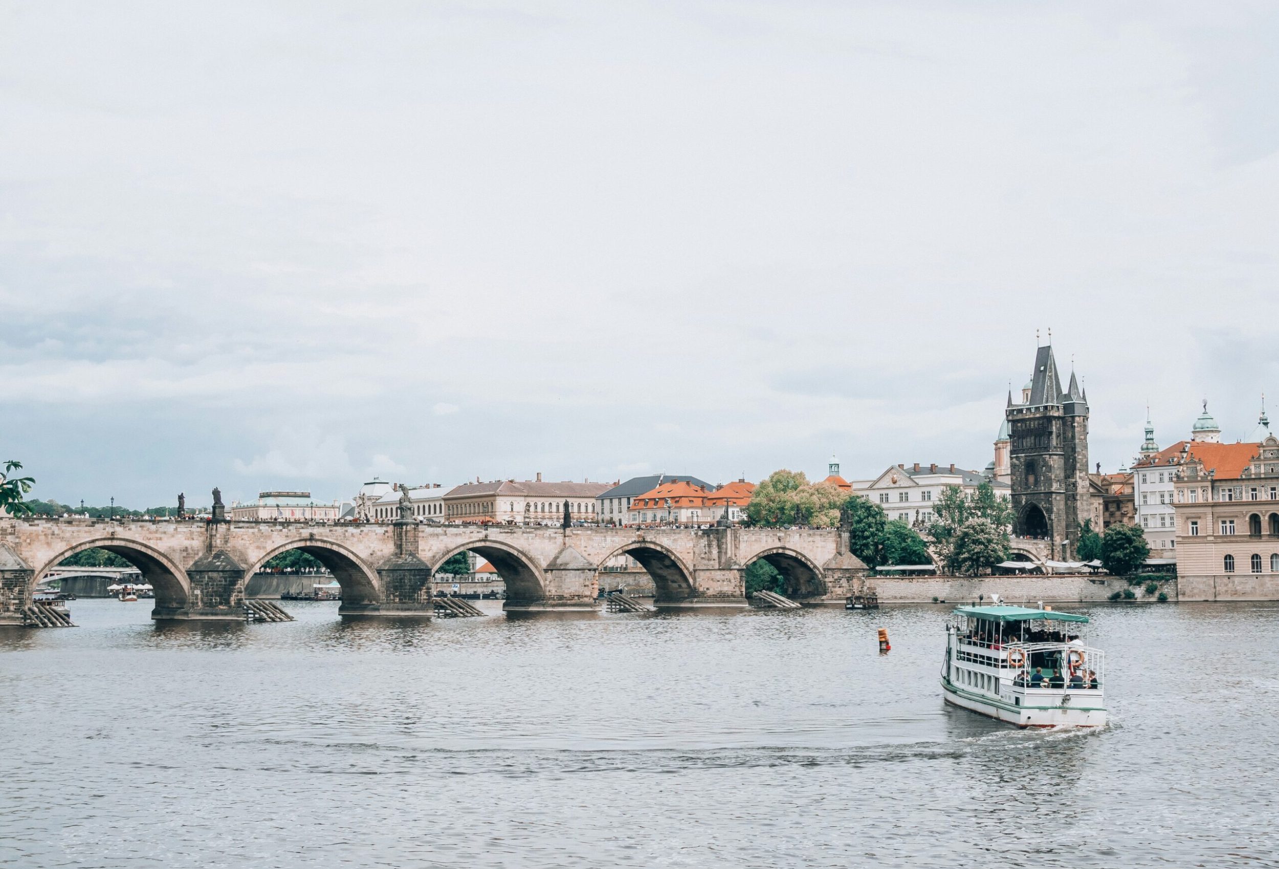 yoav aziz o2djoq952to unsplash